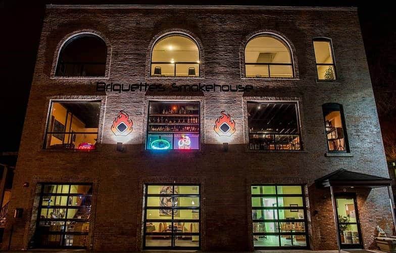 Briquettes Smokehouse